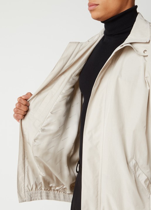 Balenciaga Minimal oversized jack met opstaande kraag  - detail 4 beige