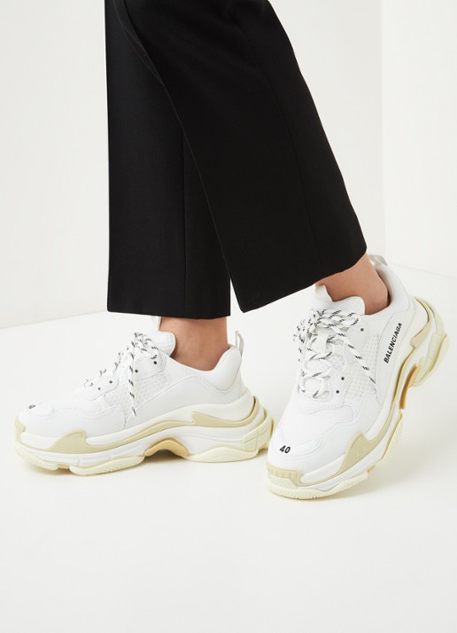 Balenciaga Triple S sneaker met mesh details - voorkant 2 wit