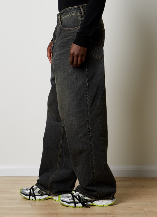 Balenciaga Wide leg jeans met donkere wassing - detail 3 indigo