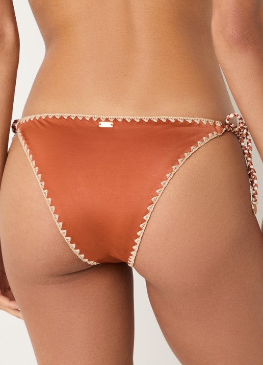 Banana Moon Blika Nazca bikinislip met geknoopt detail en lurex - achterkant 3 roestbruin