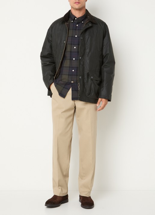 Barbour Beaufort gewatteerde parka met afneembare capuchon en klepzakken - voorkant 2 groen