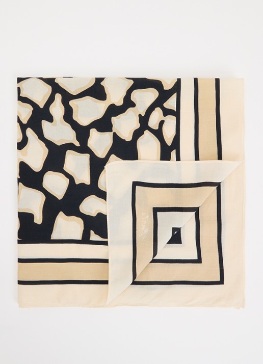 Barts Leylaf sjaal met print 62 x 62 cm - voorkant 3 creme