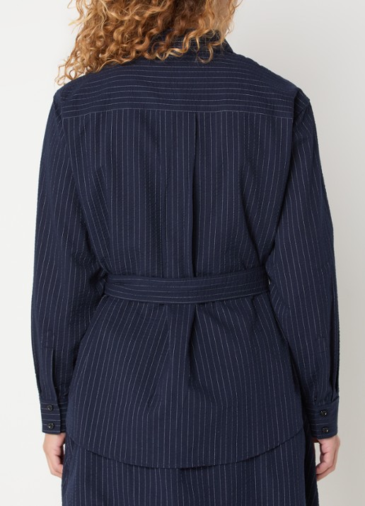 Baum und Pferdgarten Matina blouse met krijtstreep en strikceintuur - achterkant 3 donkerblauw