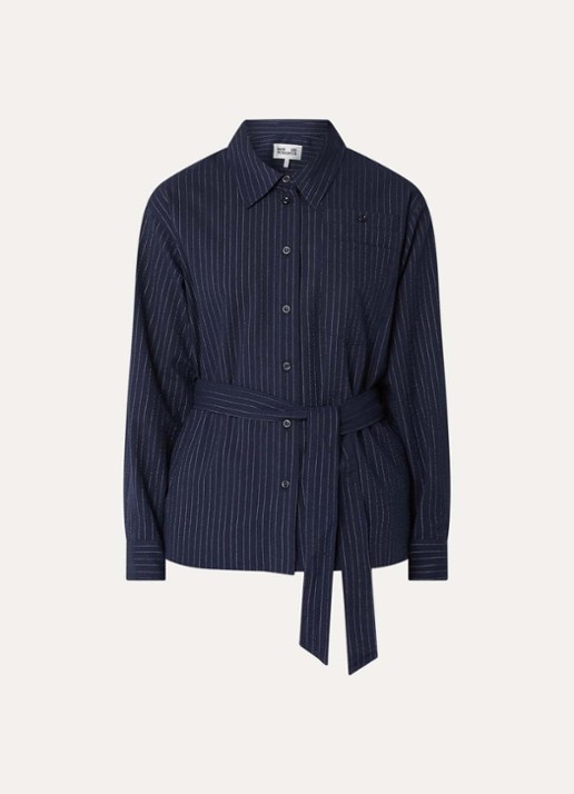 Baum und Pferdgarten Matina blouse met krijtstreep en strikceintuur - voorkant donkerblauw