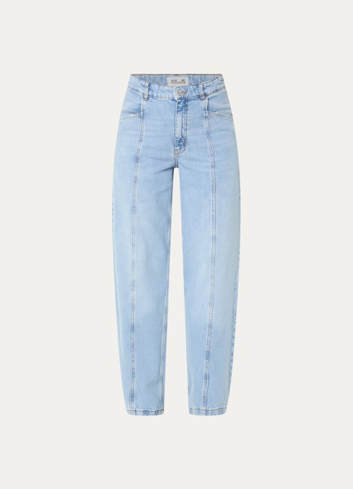 Baum und Pferdgarten No 02 high waist loose fit jeans met lichte wassing - voorkant indigo