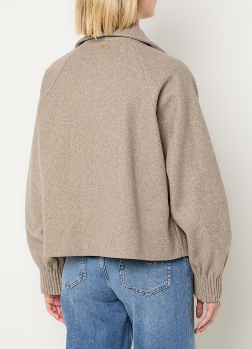 Beaumont Sabine jack met steekzakken - achterkant beige