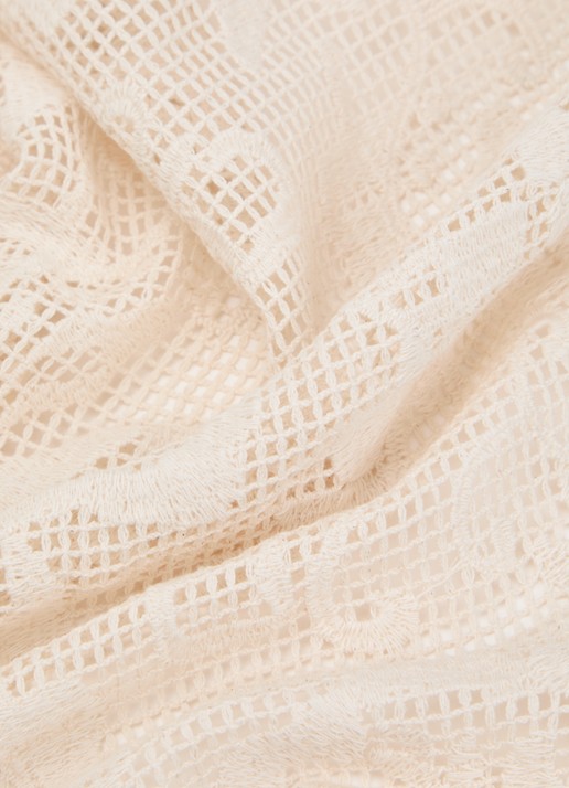 Becksöndergaard Croflora Triangle sjaal van crochet 120 x 50 cm - detail 2 gebroken wit