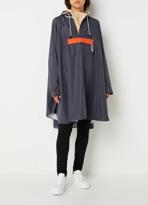 Becksöndergaard Solid oversized poncho met capuchon en ritszak - voorkant 2 donkerblauw
