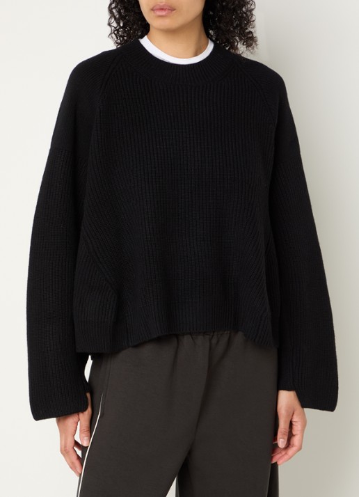 Bellerose Dorou grofgebreide trui van merinowol - detail zwart