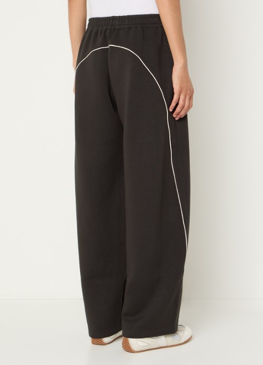 Bellerose Jelina high waist wide fit joggingbroek met steekzakken - achterkant 2 groen
