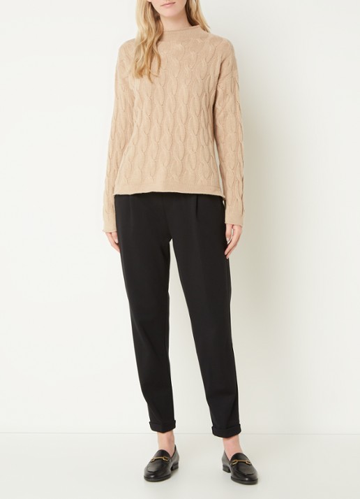 Benetton Kabelgebreide trui met col in kasjmierblend - voorkant 6 camel