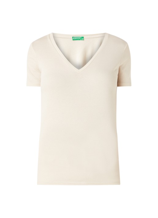 Benetton T-shirt van katoen met V-hals - voorkant 2 creme