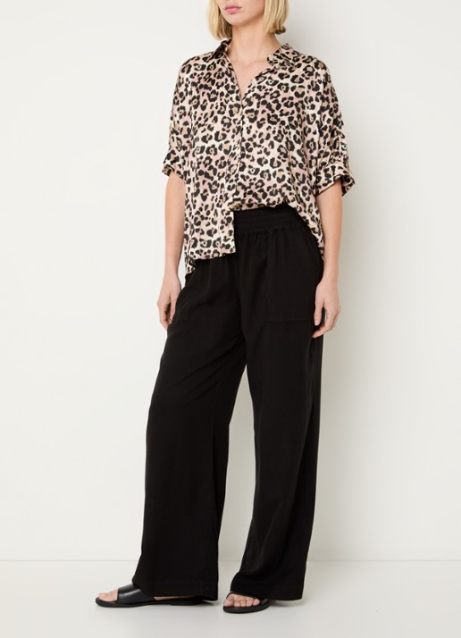 BLLMR Stella high waist straight fit pantalon met opgestikte zakken - voorkant 3 zwart