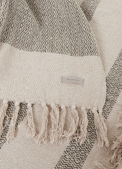 Bloomingville Fidan plaid in katoenblend 160 x 130 cm - detail 3 beige