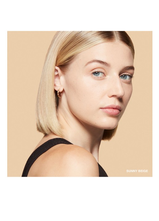 Bobbi Brown Sheer Finish Pressed Powder - poeder - detail 7 sunny beige