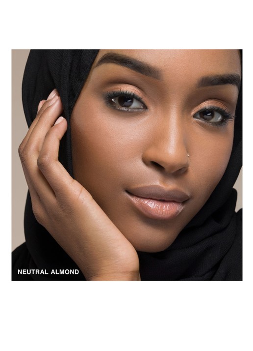 Bobbi Brown Skin Foundation Stick - detail 5 n-080 neutral almond