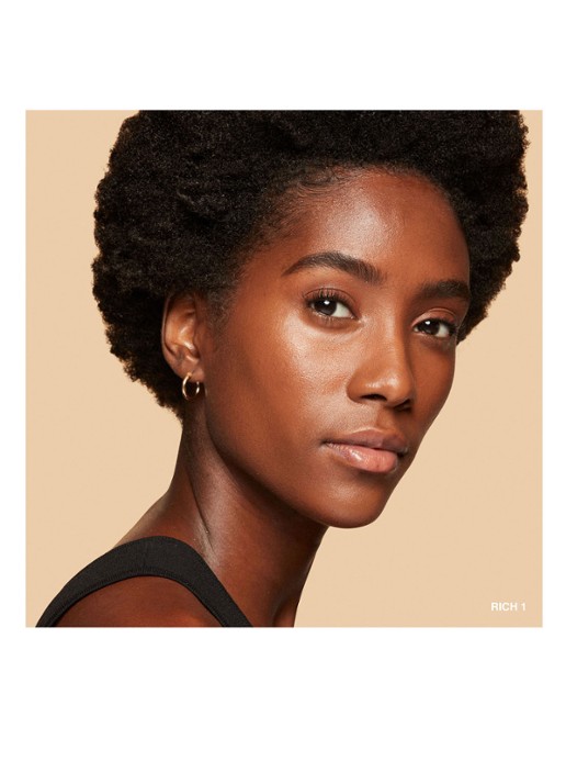 Bobbi Brown Vitamin Skin Tint SPF 15 - getinte dagcréme - detail 6 rich 1