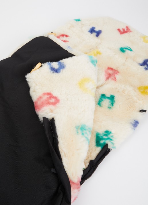 BOBO CHOSES Letterland PuffMuff voetenzak 45 x 100 cm - detail gebroken wit