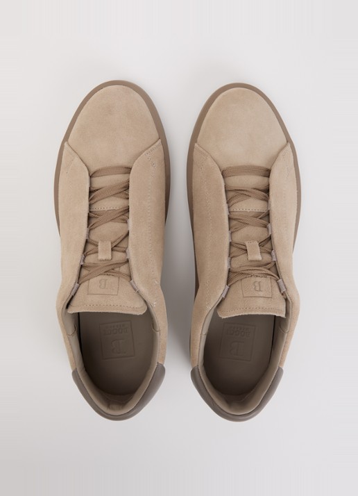 Boggi Milano Essence sneaker van suède met logo - detail 4 zand
