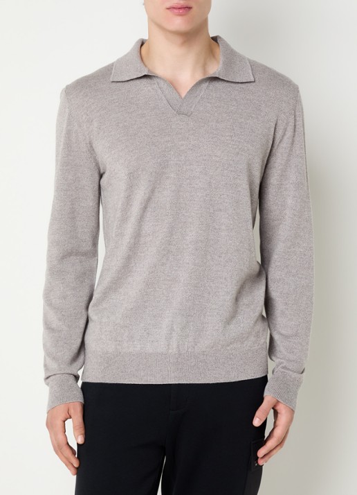 Boggi Milano Fijngebreide trui van scheerwol met kraag - detail taupe
