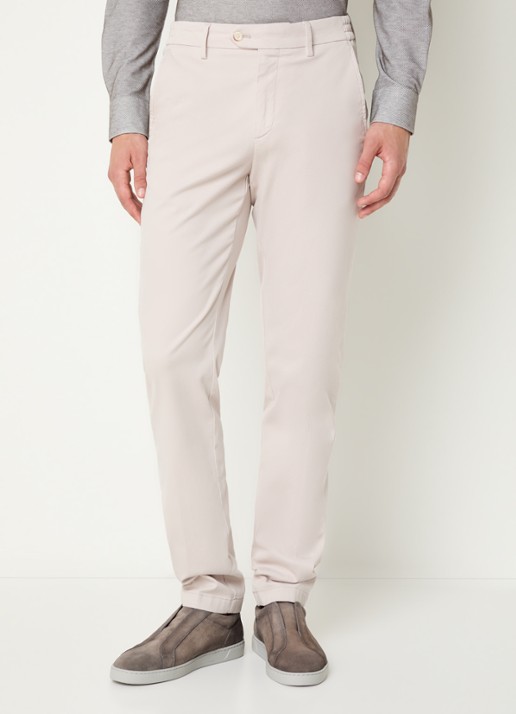 Boggi Milano Slim fit chino met steekzakken