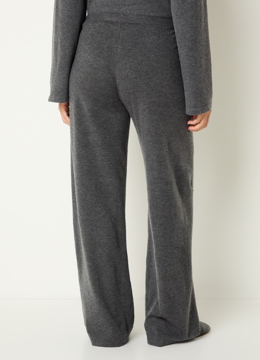 Boii Studios Geifa fijngebreide high waist straight fit broek - achterkant 3 antraciet
