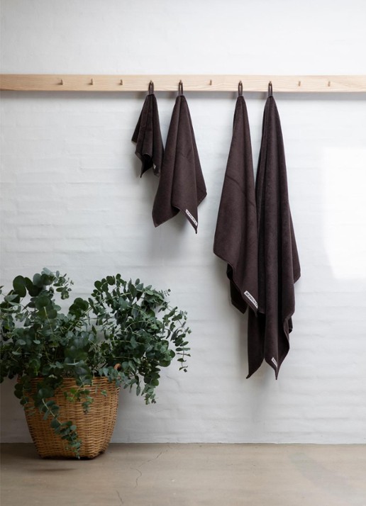 Bongusta Naram badhanddoek - 600 gr/m2 - 50 x 80 cm - detail 4 donkerbruin