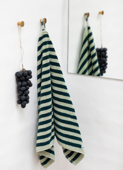 Bongusta Naram badhanddoek - 600 gr/m2 - 50 x 80 cm - detail 3 groen