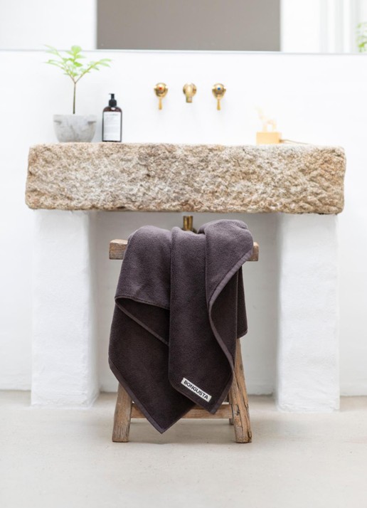 Bongusta Naram badlaken - 600 gr/m2 - 150 x 100 cm - voorkant 2 donkerbruin