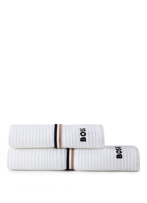 BOSS Badhanddoek van katoen 70 x 140 cm - voorkant 2 wit