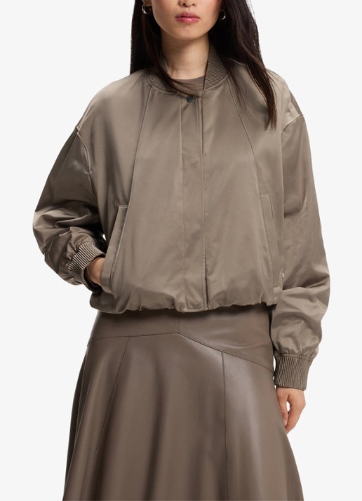 BOSS Bomber jack met steekzakken en glanzende finish - detail brown overflow-915 / bruin