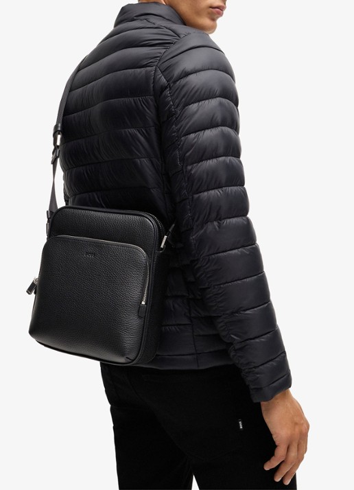 BOSS Crosstown crossbodytas van leer - voorkant 6 zwart