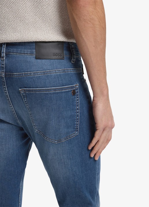 BOSS DELAWARE BO slim fit jeans met medium wassing - detail 2 medium blue-422 / blauw