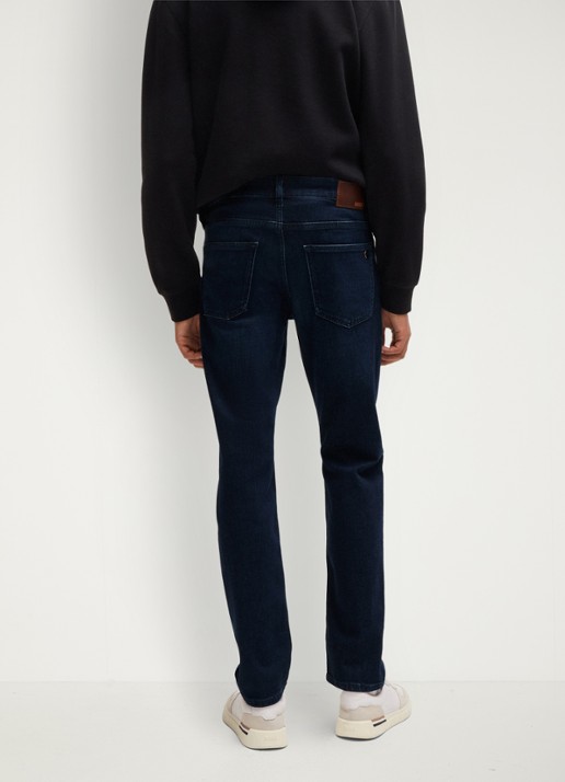 BOSS Delaware slim fit jeans met donkere wassing - detail 2 indigo