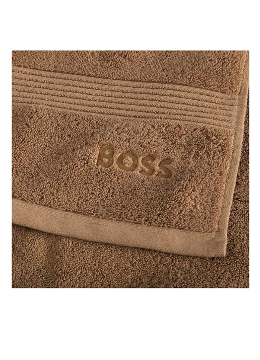 BOSS LOFT badhanddoek - 700 gr/m2 - 50 x 100 cm - voorkant 2 camel