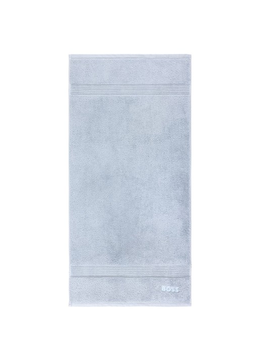 BOSS LOFT badhanddoek - 700 gr/m2 - 50 x 100 cm - voorkant lichtblauw