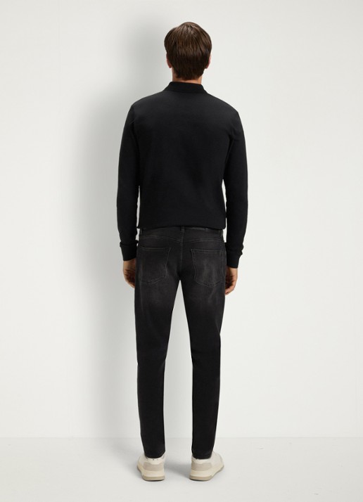 BOSS Onyx tapered jeans met gekleurde wassing - detail 4 zwart