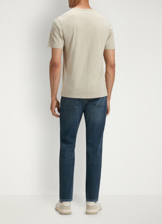 BOSS Onyx tapered jeans met medium wassing - achterkant indigo