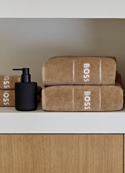 BOSS Plain gastendoek - 600 gr/m2 - 40 x 60 cm - detail 4 bruin