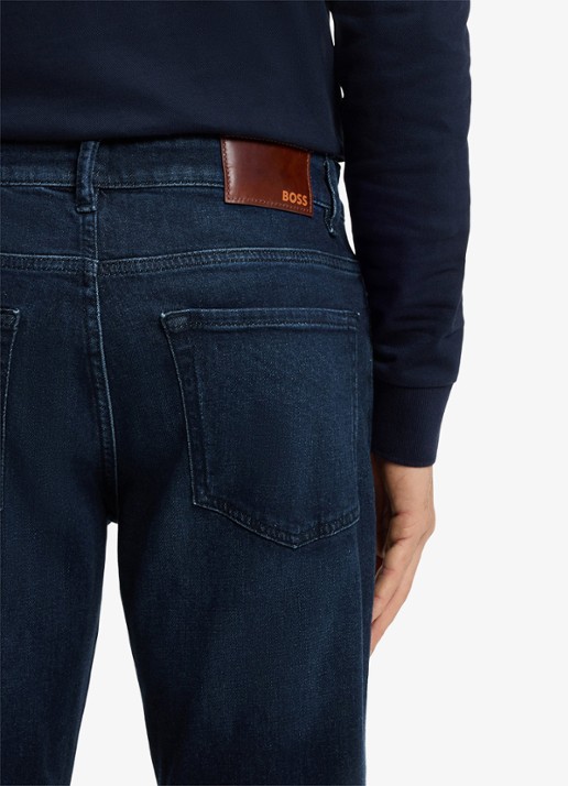 BOSS Re.Maine regular fit jeans met donkere wassing - detail 3 donkerblauw