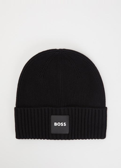 BOSS Ribgebreide muts met logo - voorkant zwart