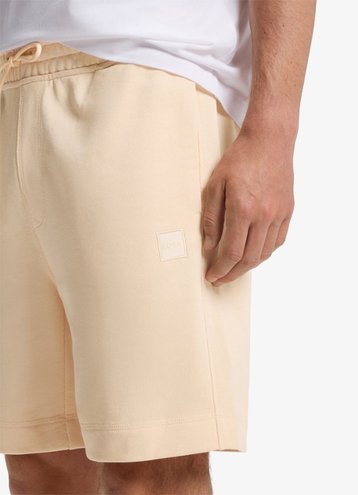BOSS Short van katoenen sweatstof met logopatch - detail 5 light/pastel orange-837 / oranje