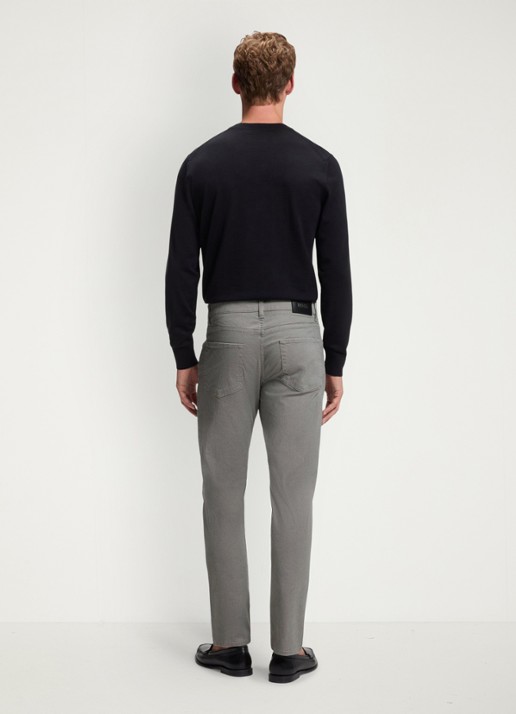 BOSS Slim fit broek met steekzakken - achterkant zwart
