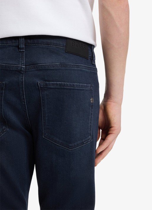 BOSS Slim fit jeans in katoenblend - detail 5 dark blue-403 / blauw