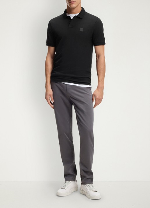 BOSS Slim-fit polo van stretchkatoen met logopatch - voorkant 2 zwart