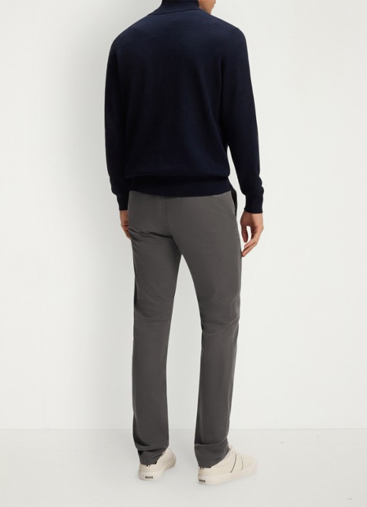 BOSS Slim-fit satijnen chino van stretchkatoen - achterkant grey-020 / grijs