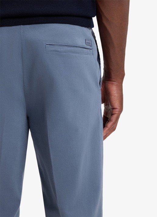 BOSS Straight fit chino met stretch - detail 5 open blue-466 / blauw