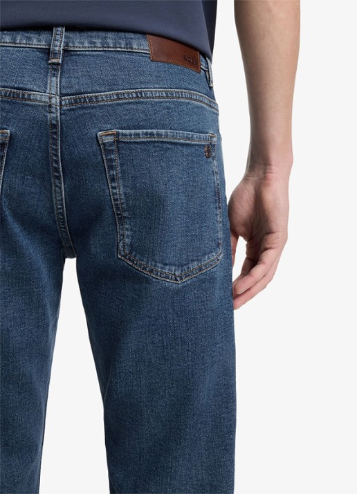 BOSS Straight fit jeans met medium wassing - detail 5 indigo