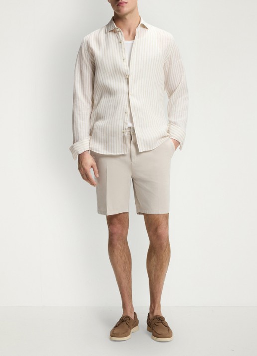 BOSS Straight fit korte broek met steekzakken - voorkant 5 beige
