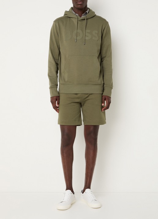 BOSS Straight fit korte broek van sweatstof met logopatch - voorkant 2 open green-342 / groen